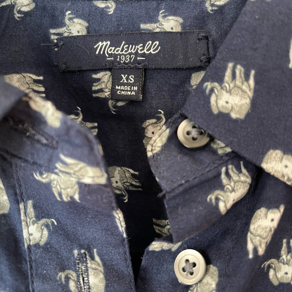 Elephant printed button down - Picture 2 of 3